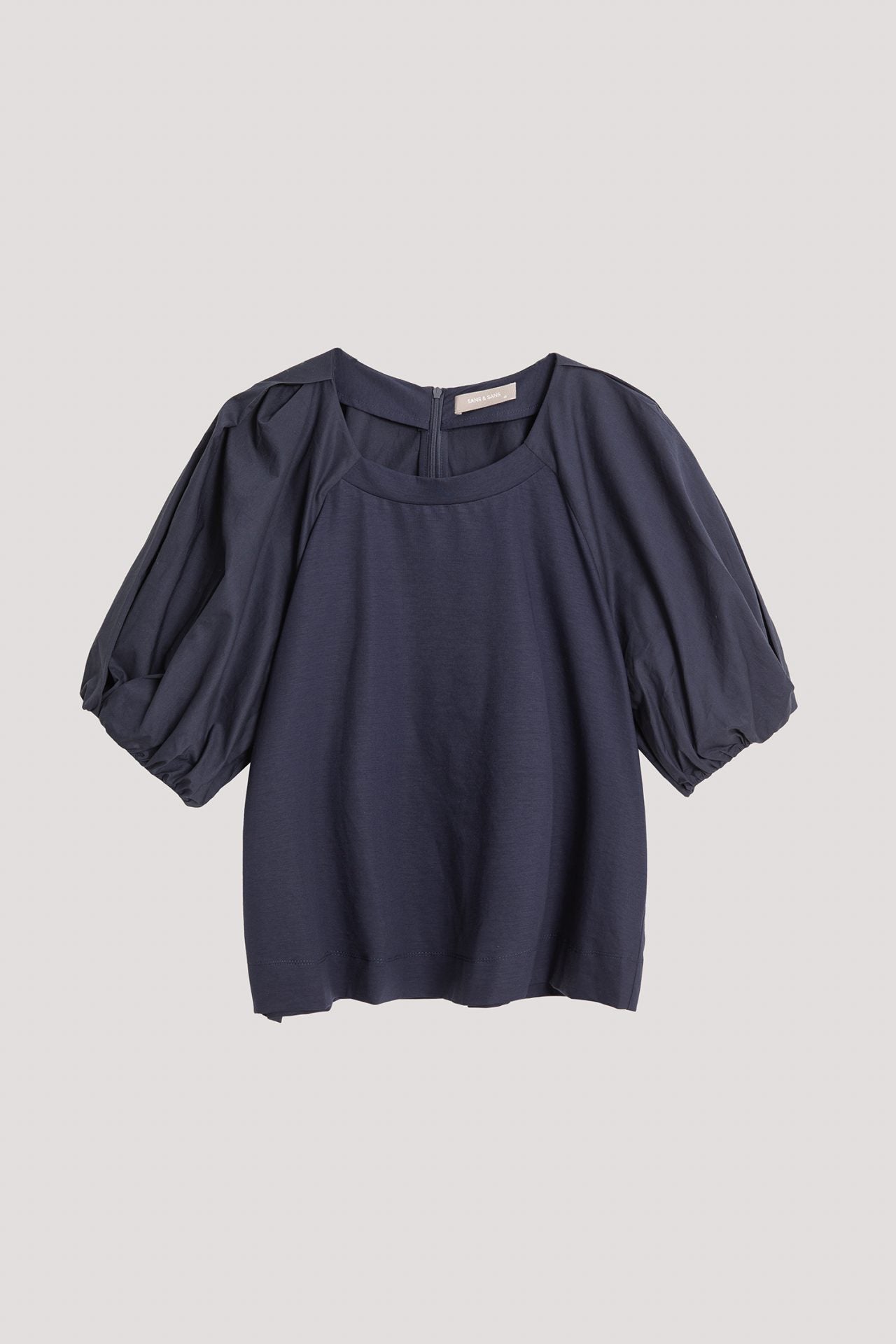 color:NAVY
