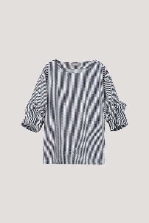 color:NAVY