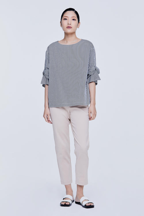 color:NAVY