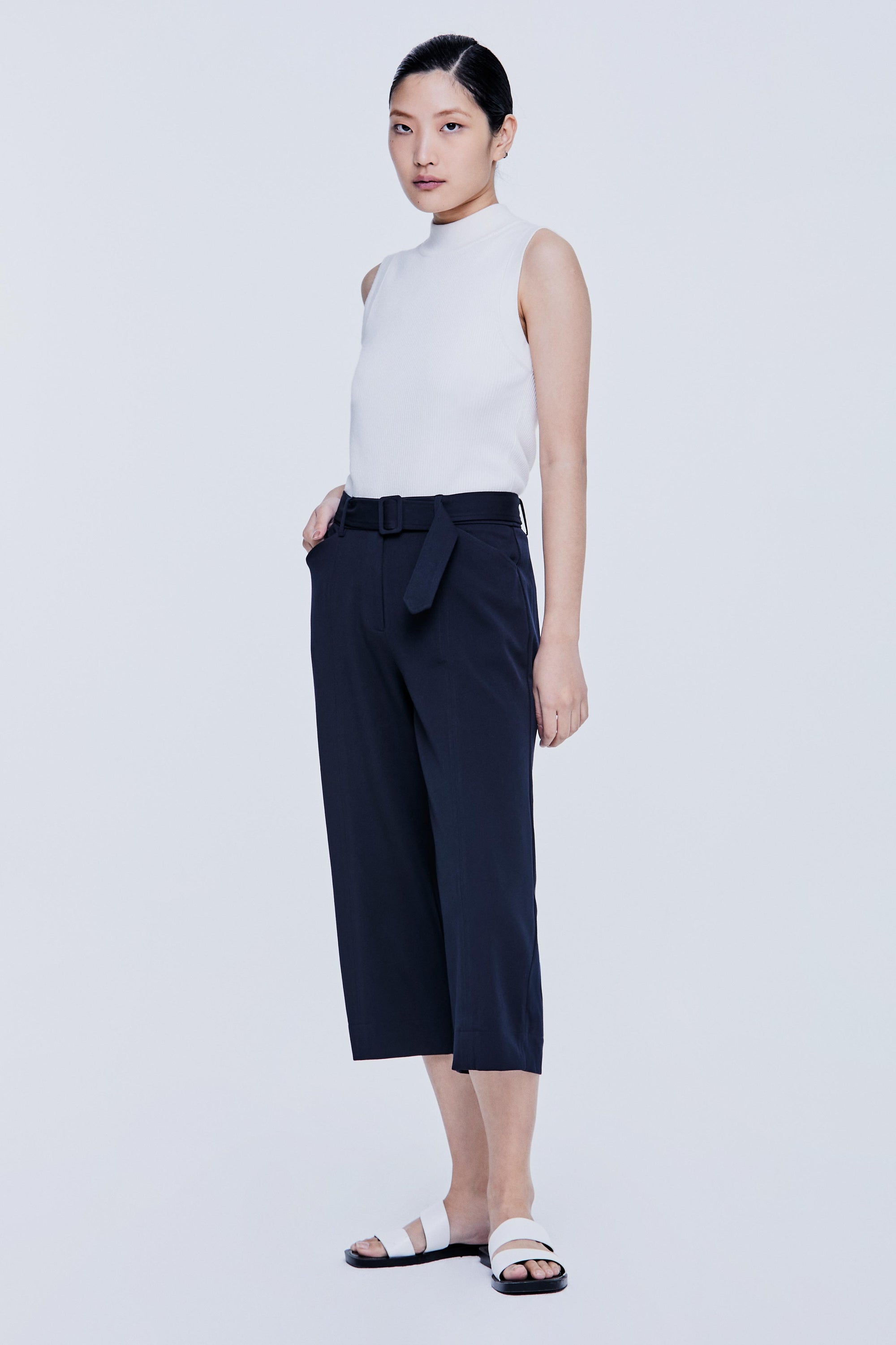color:NAVY