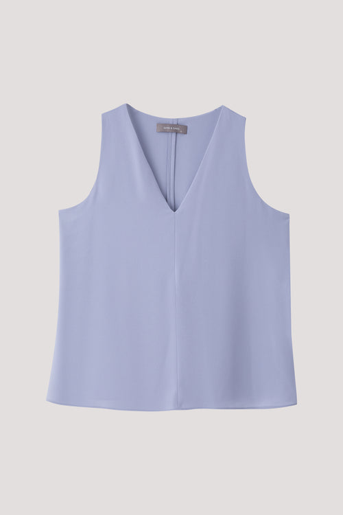 color:LAVENDER