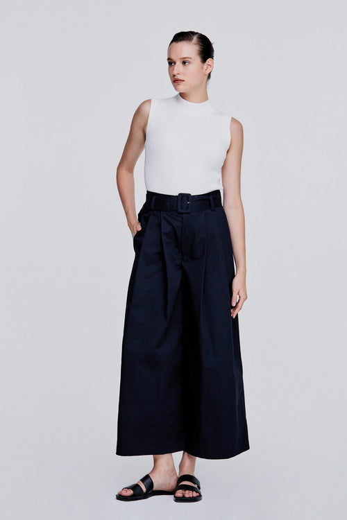 color:NAVY