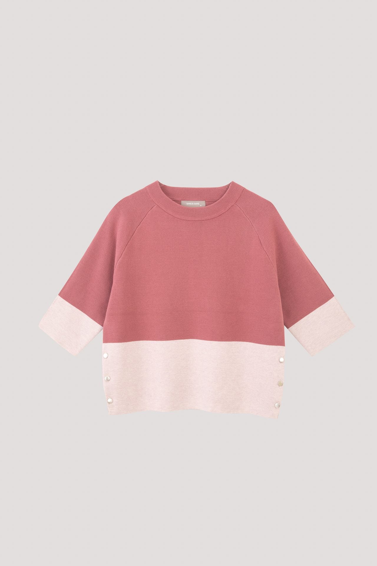 color:BLUSH