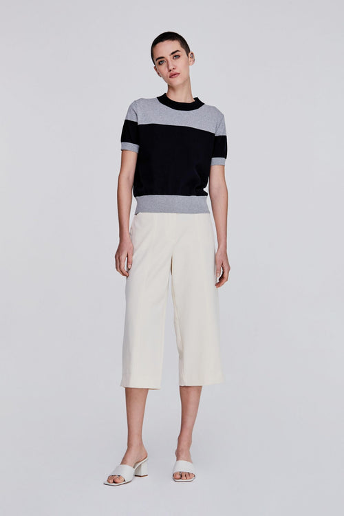 color:NAVY