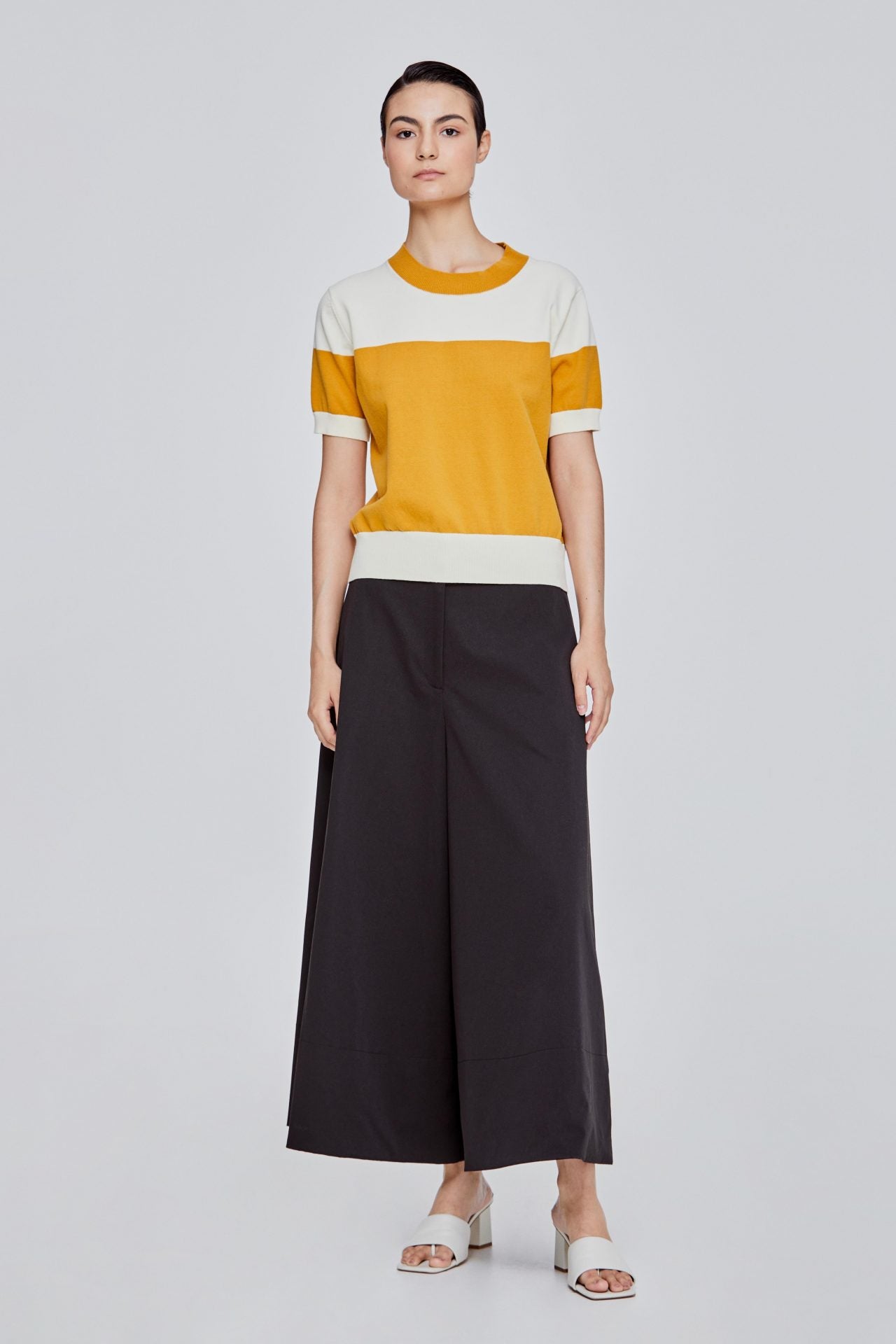 color:MARIGOLD