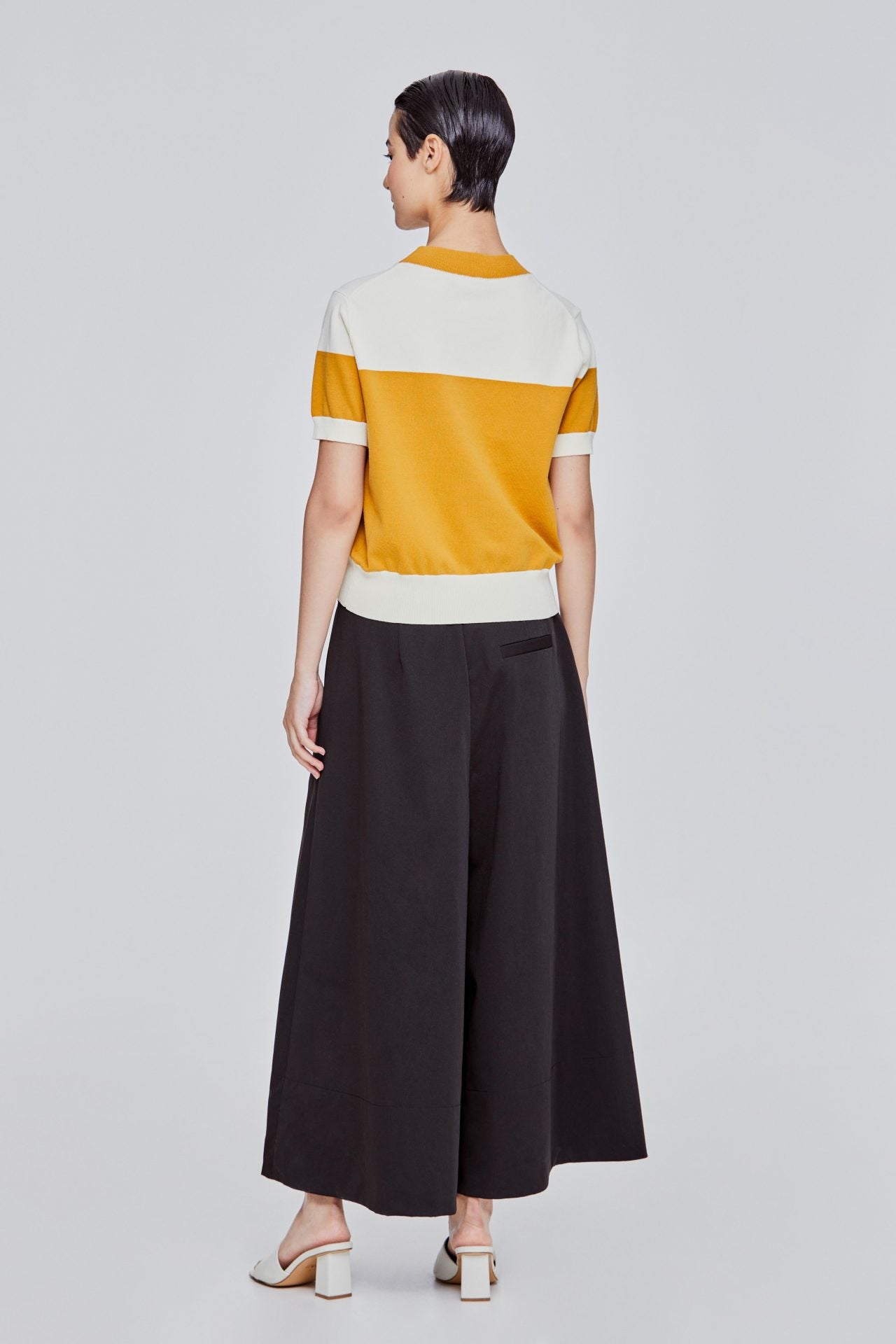 color:MARIGOLD