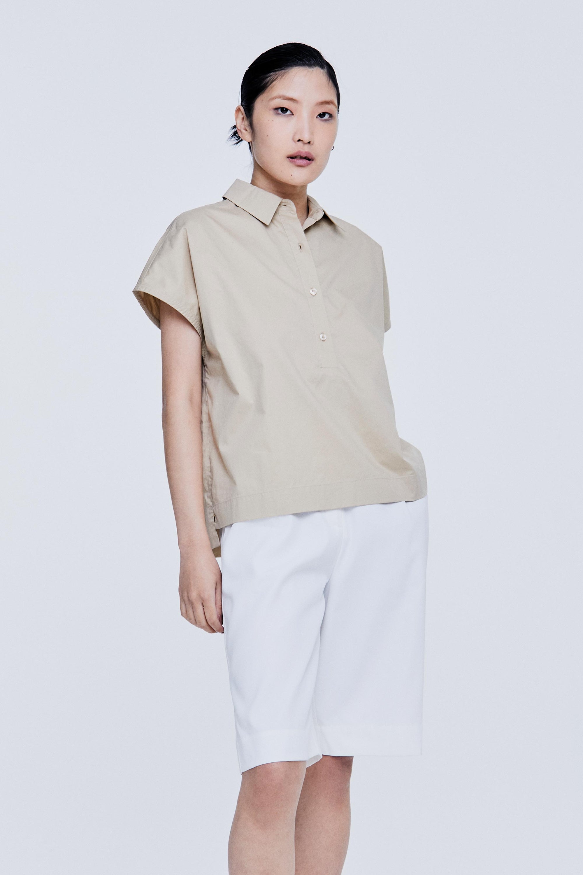 color:TAUPE