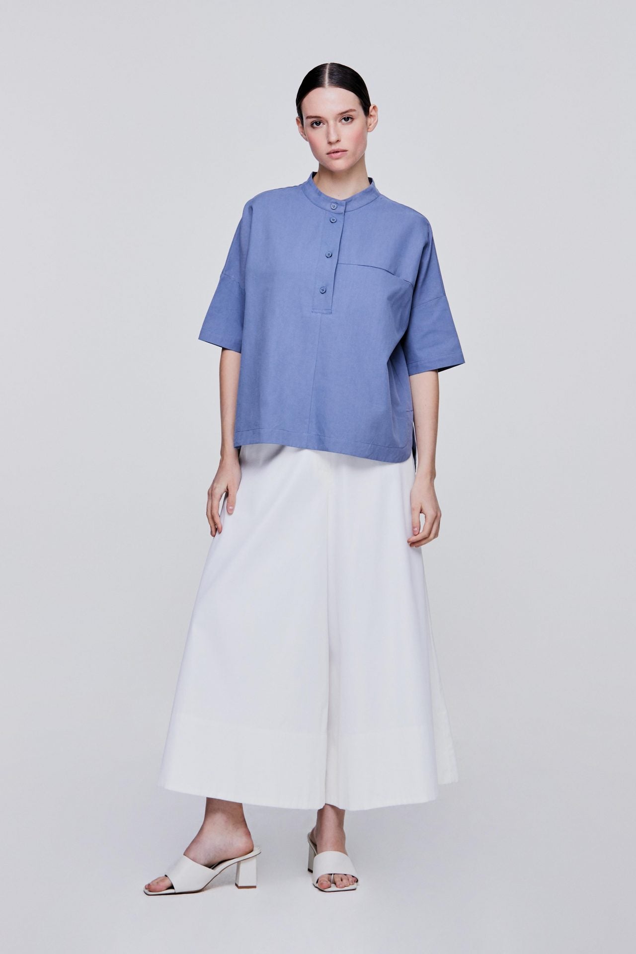 color:STEEL BLUE
