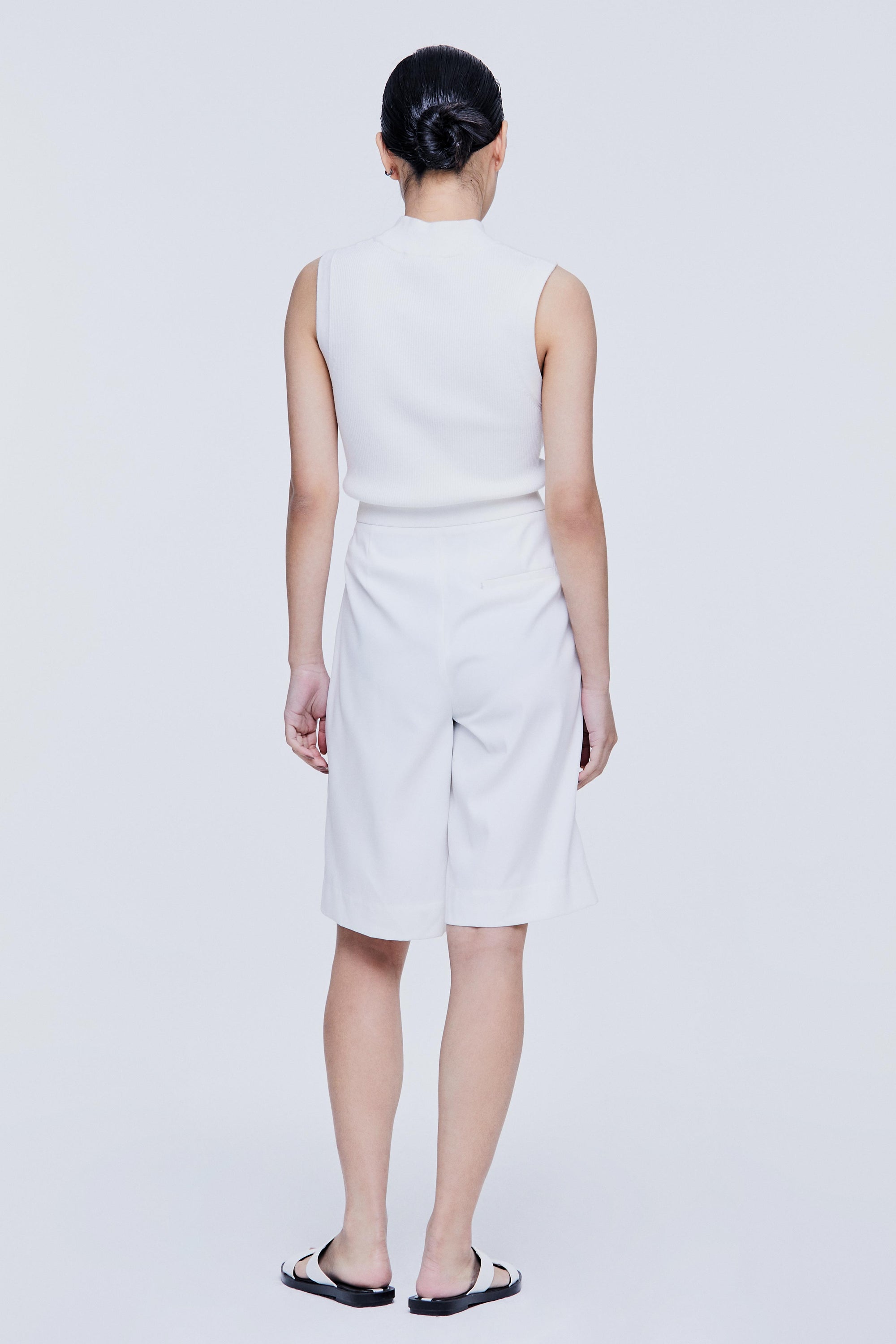 color:IVORY