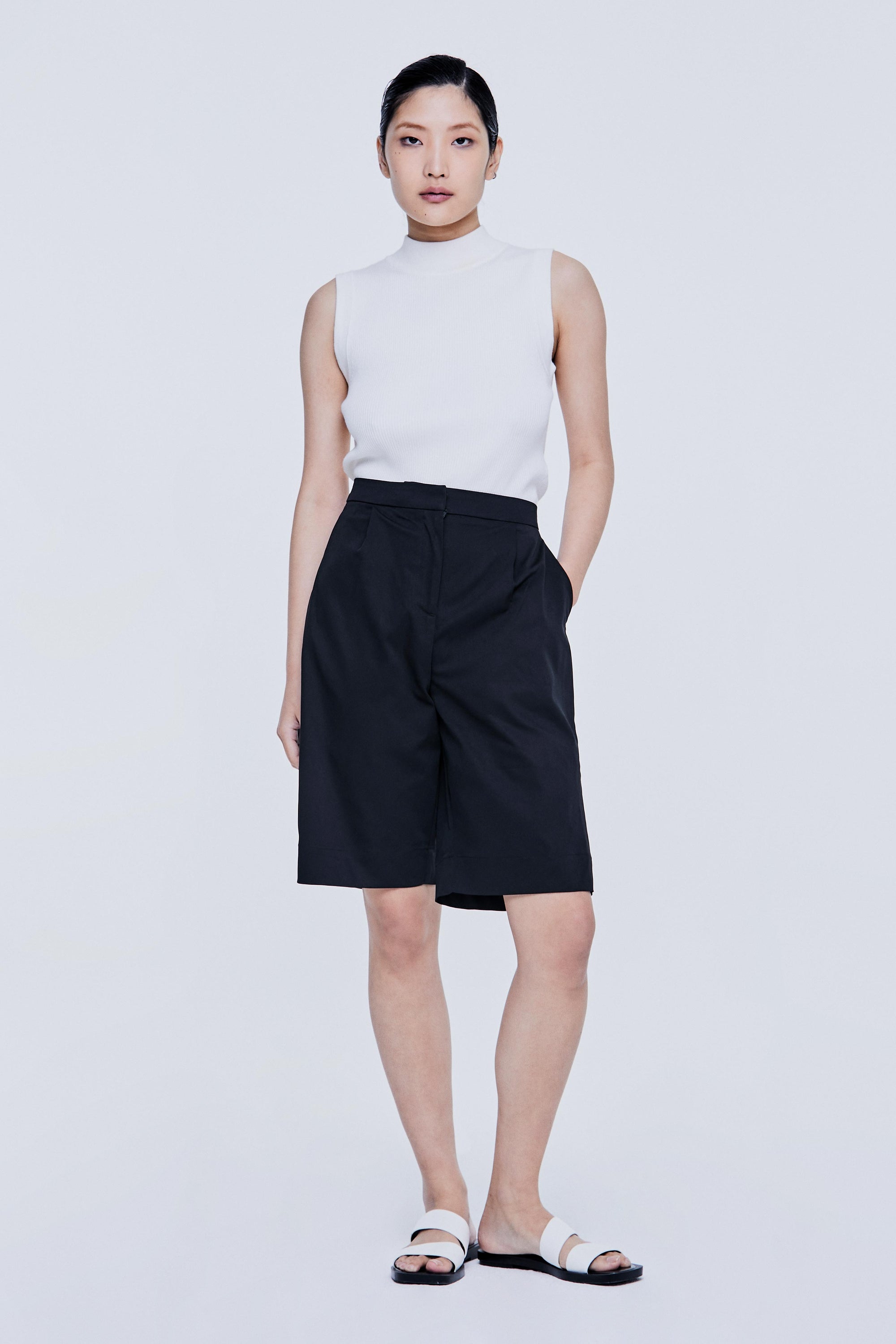 color:NOIR