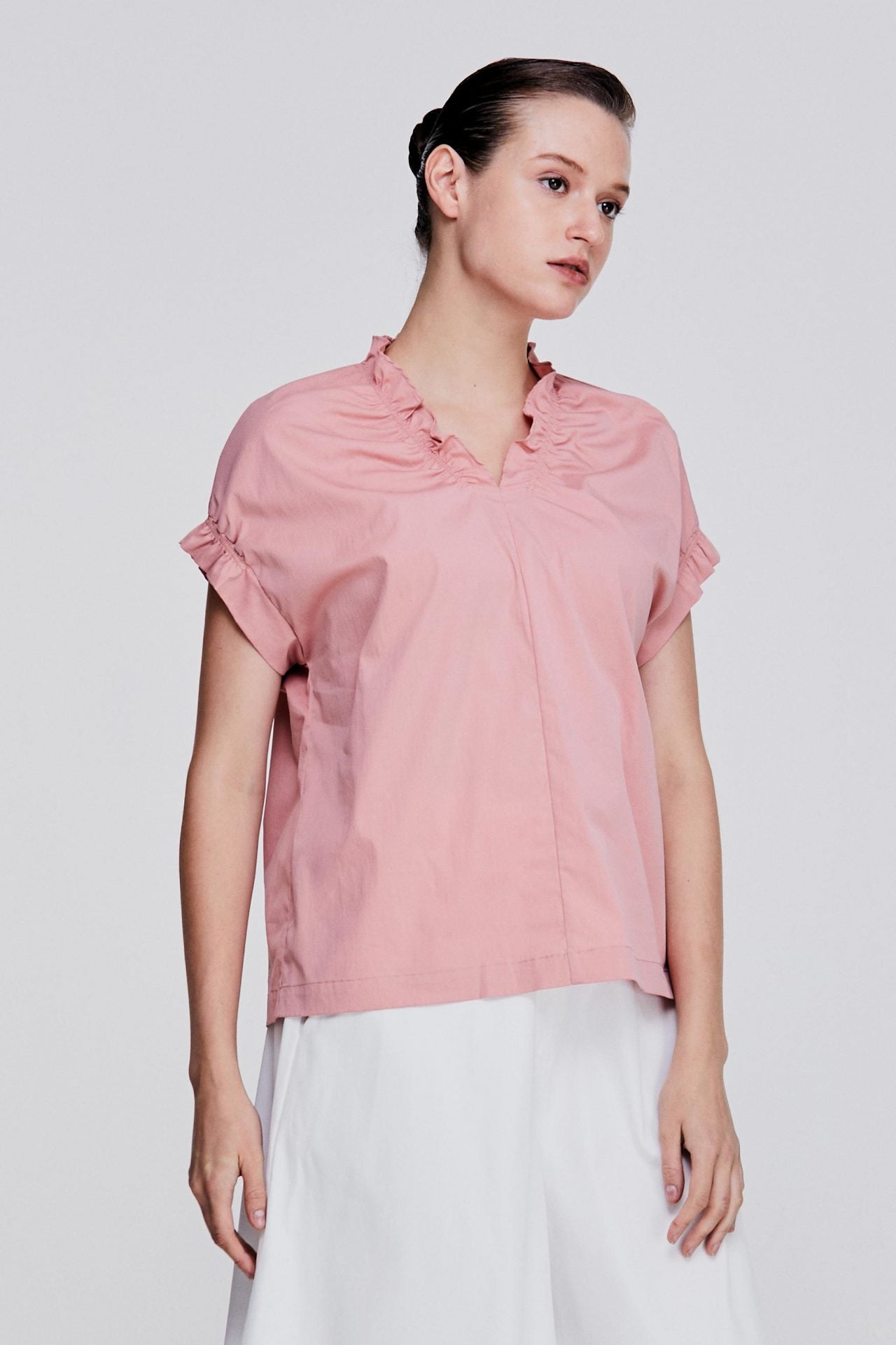 color:BLUSH