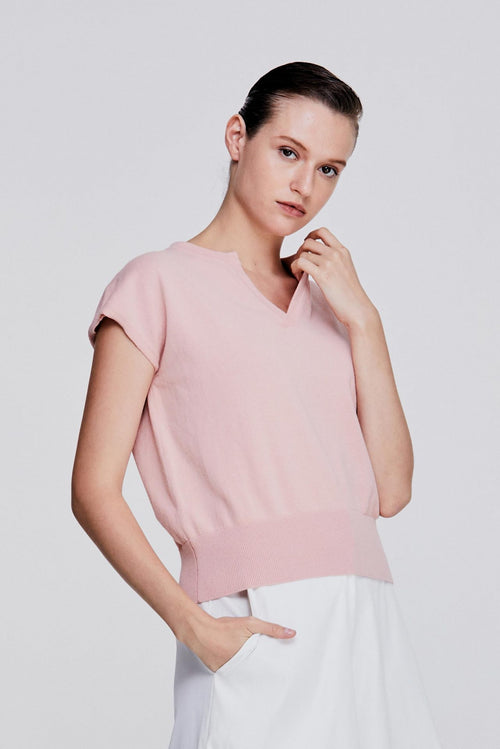 color:BLUSH