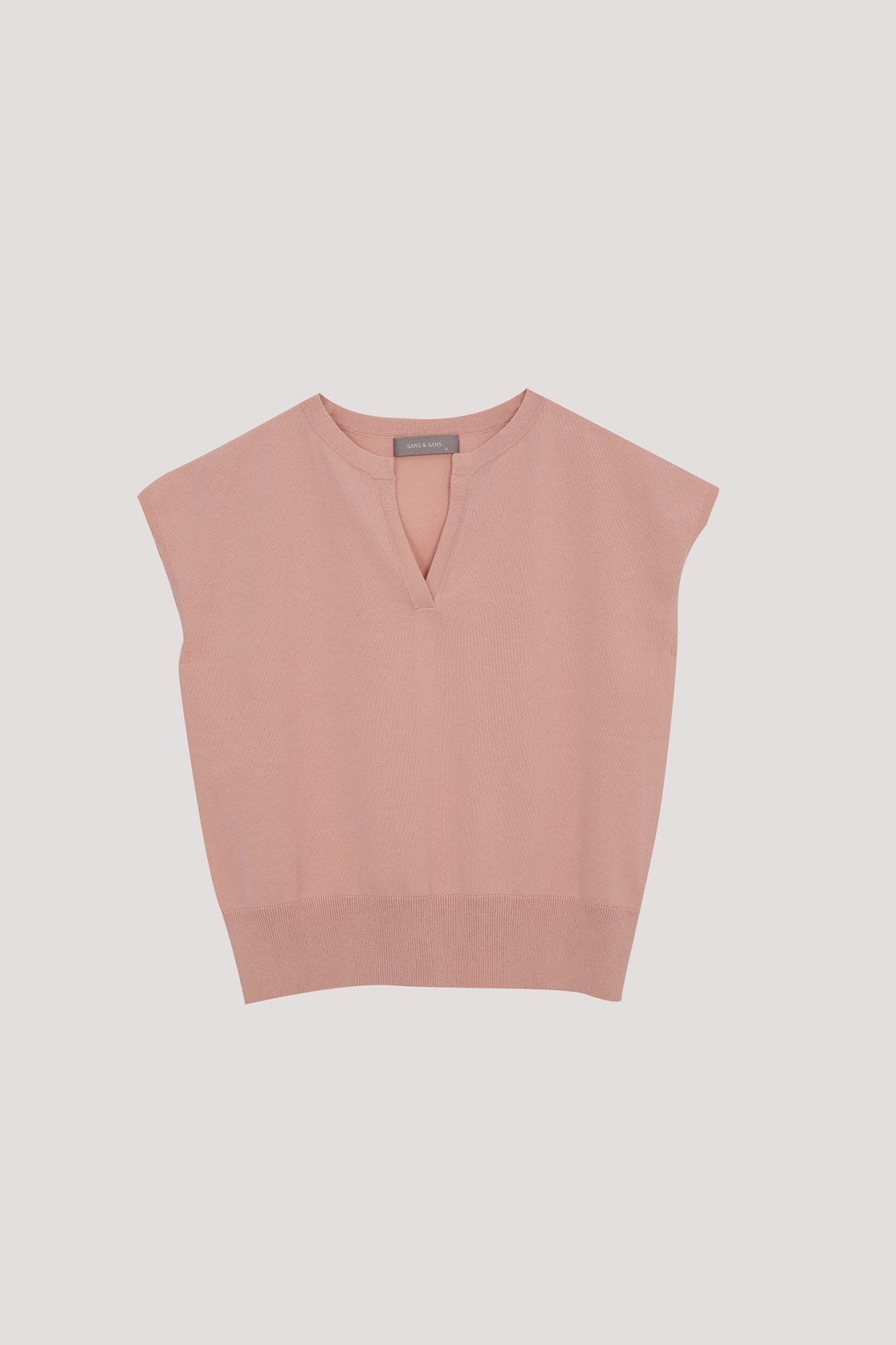color:BLUSH