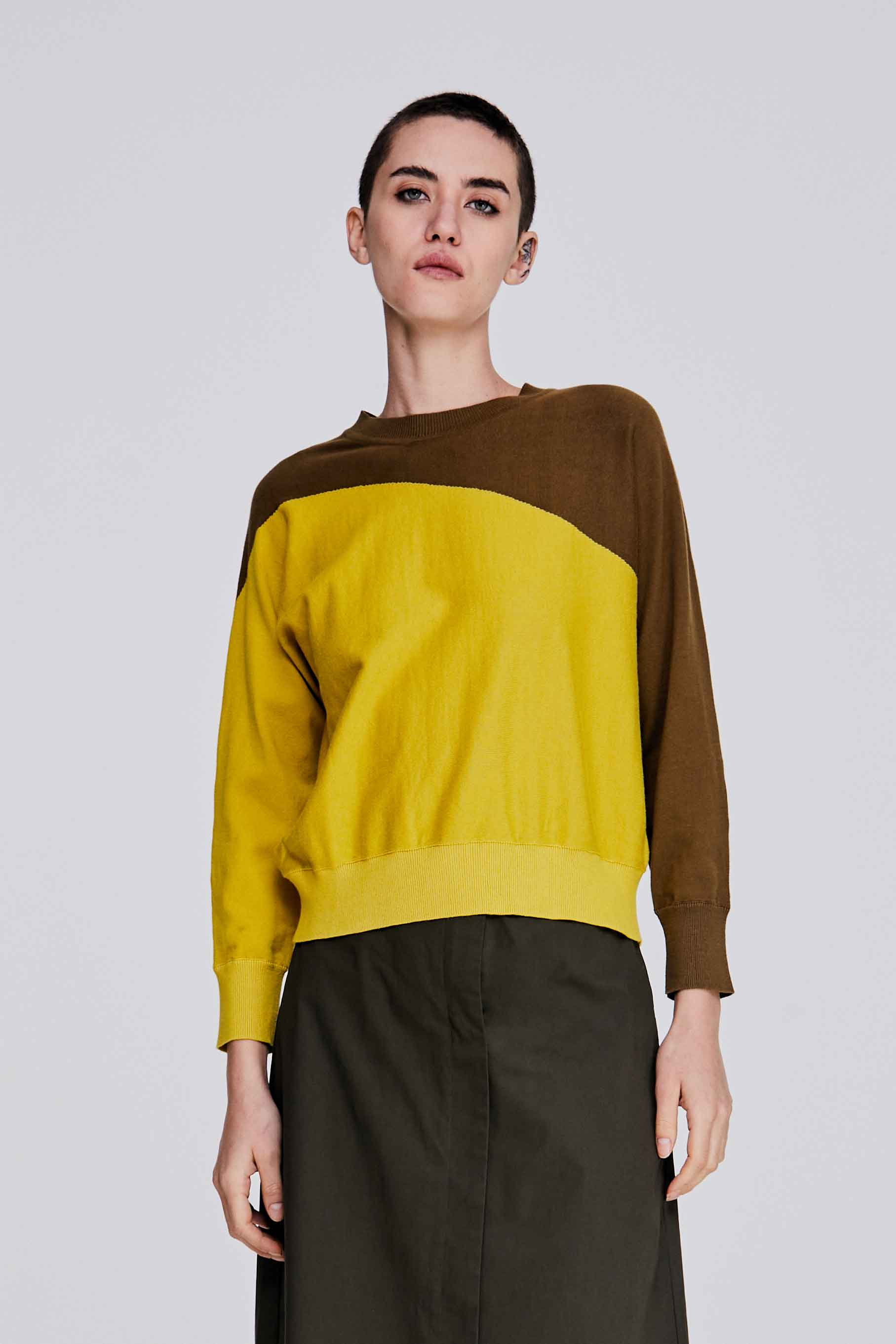 color:PERIDOT