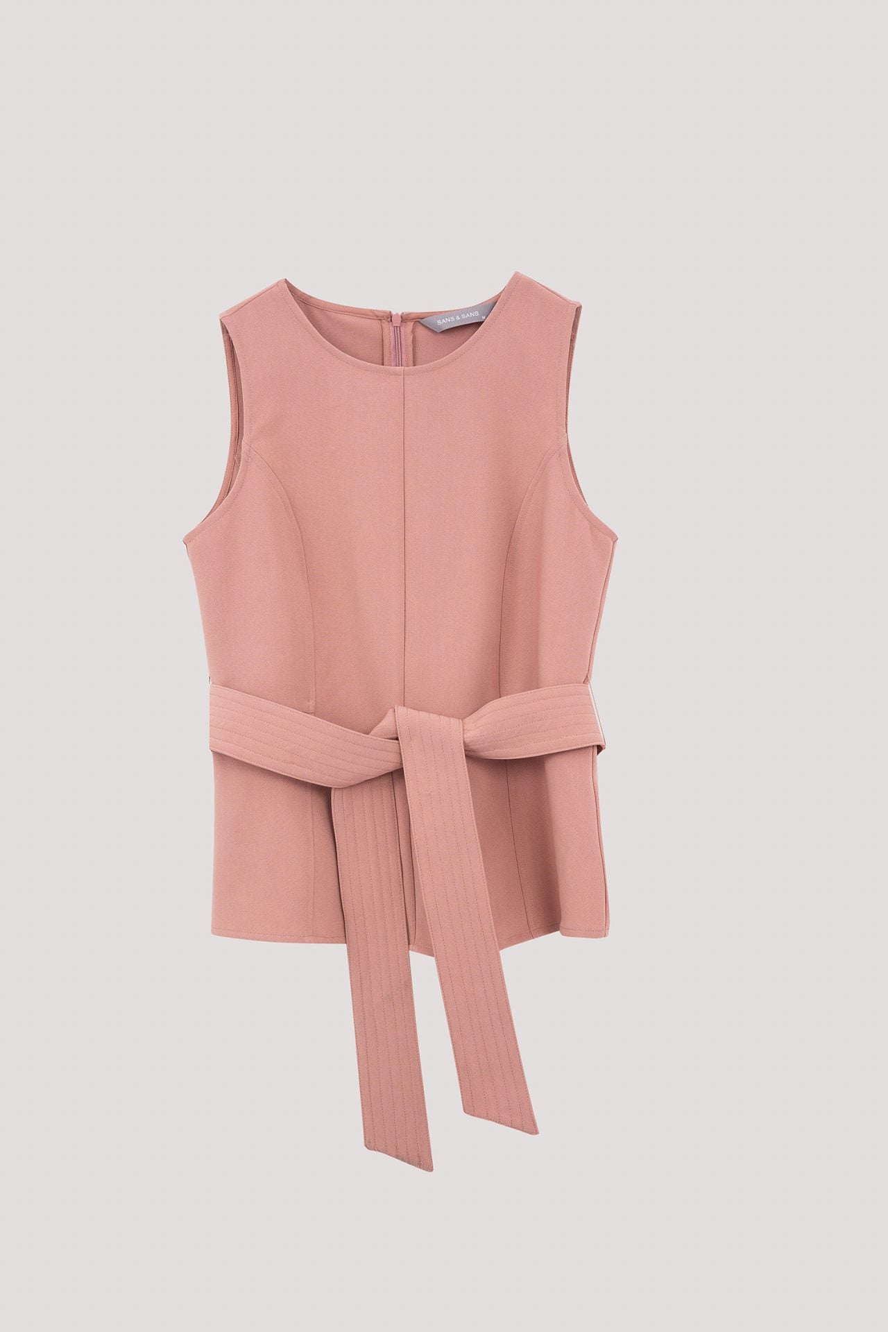 color:BLUSH
