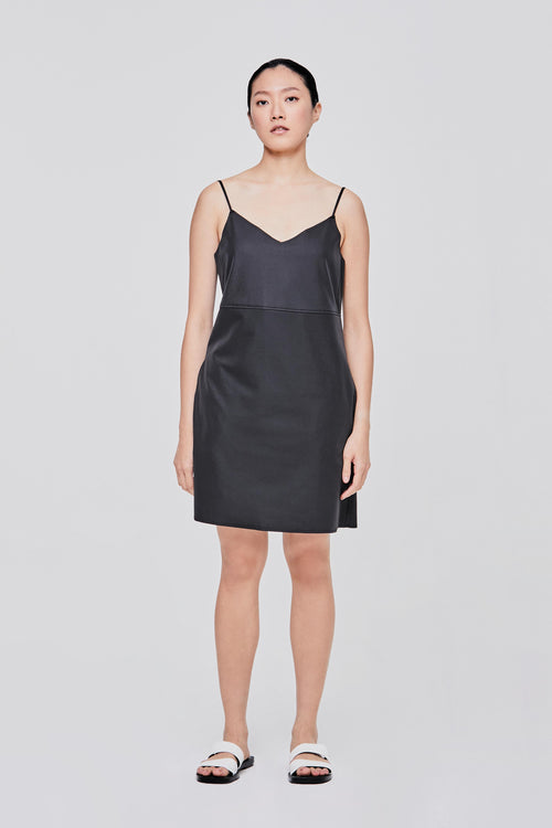 color:NOIR
