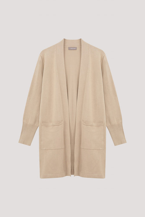 color:BEIGE