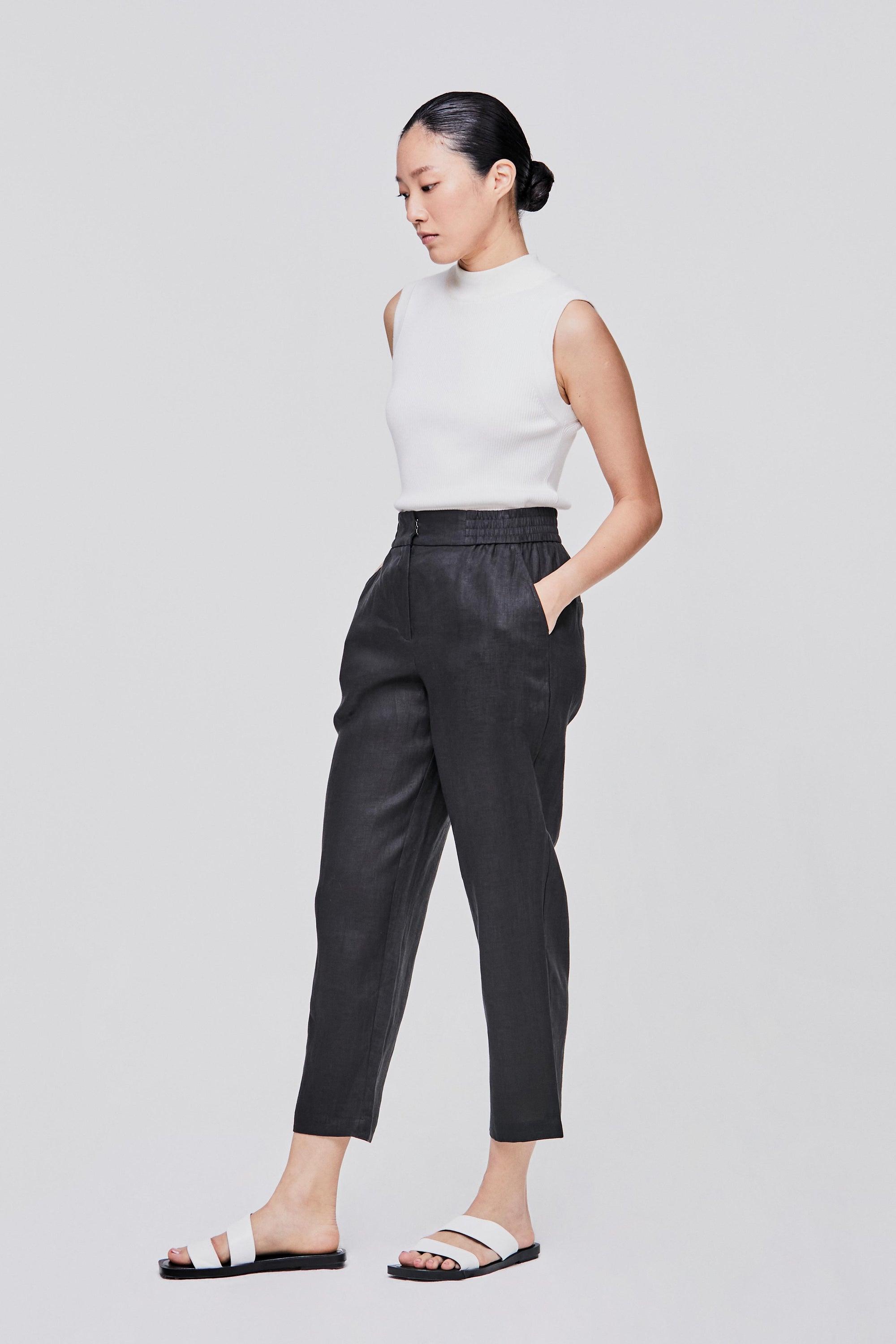 color:NOIR