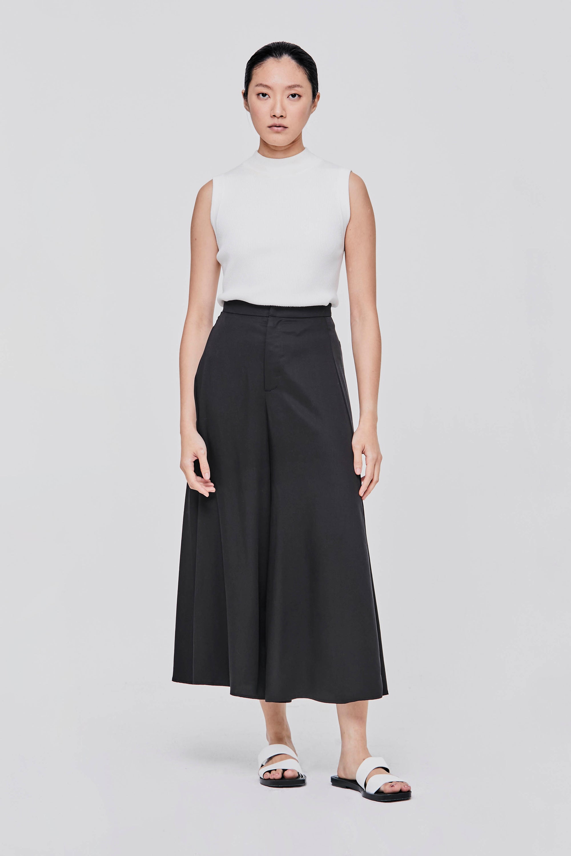 color:NOIR