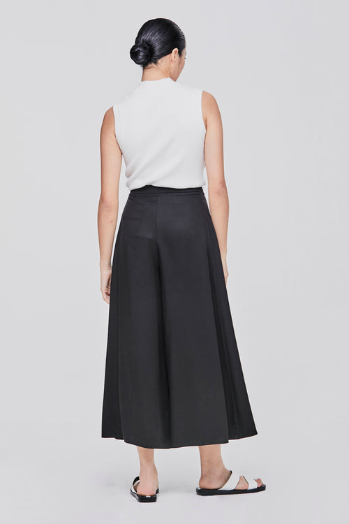 color:NOIR