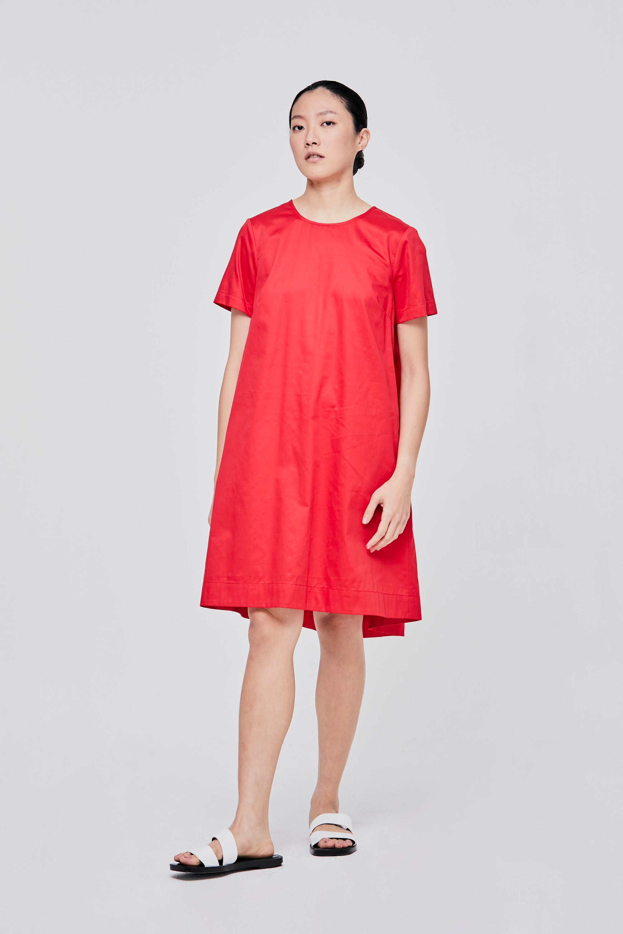 color:SCARLET
