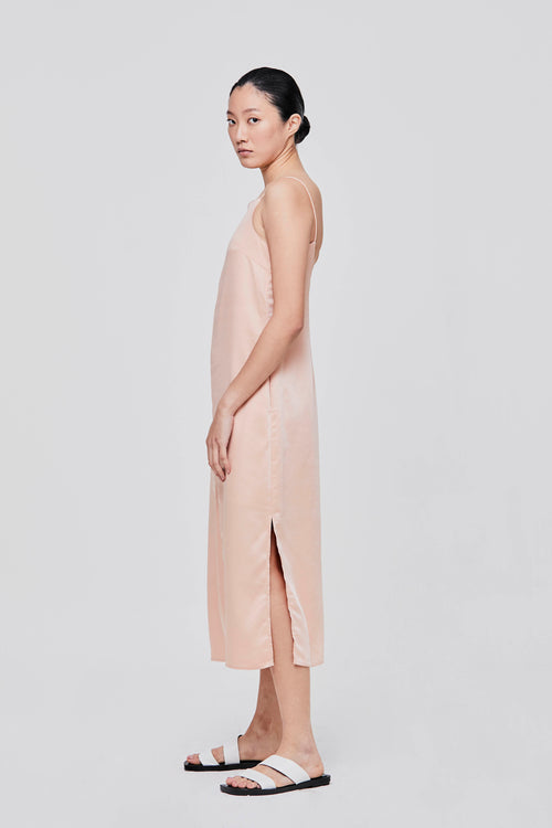 color:PEACH