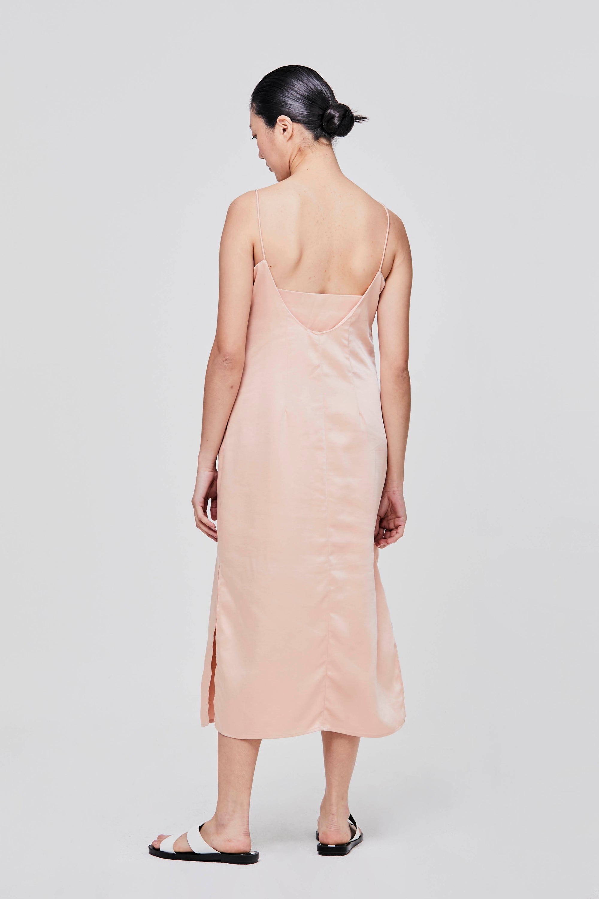 color:PEACH