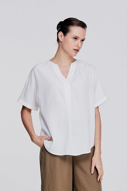 color:IVORY