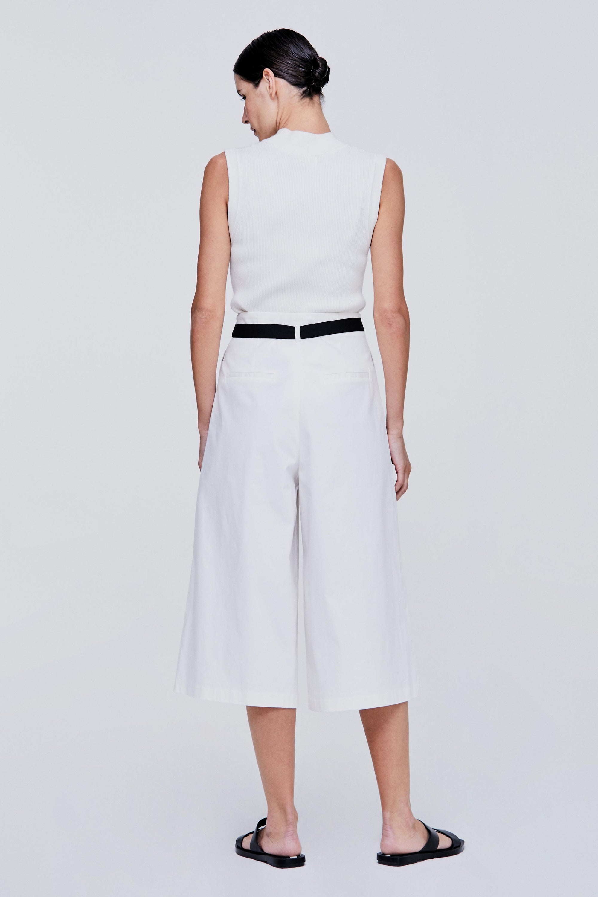 color:IVORY
