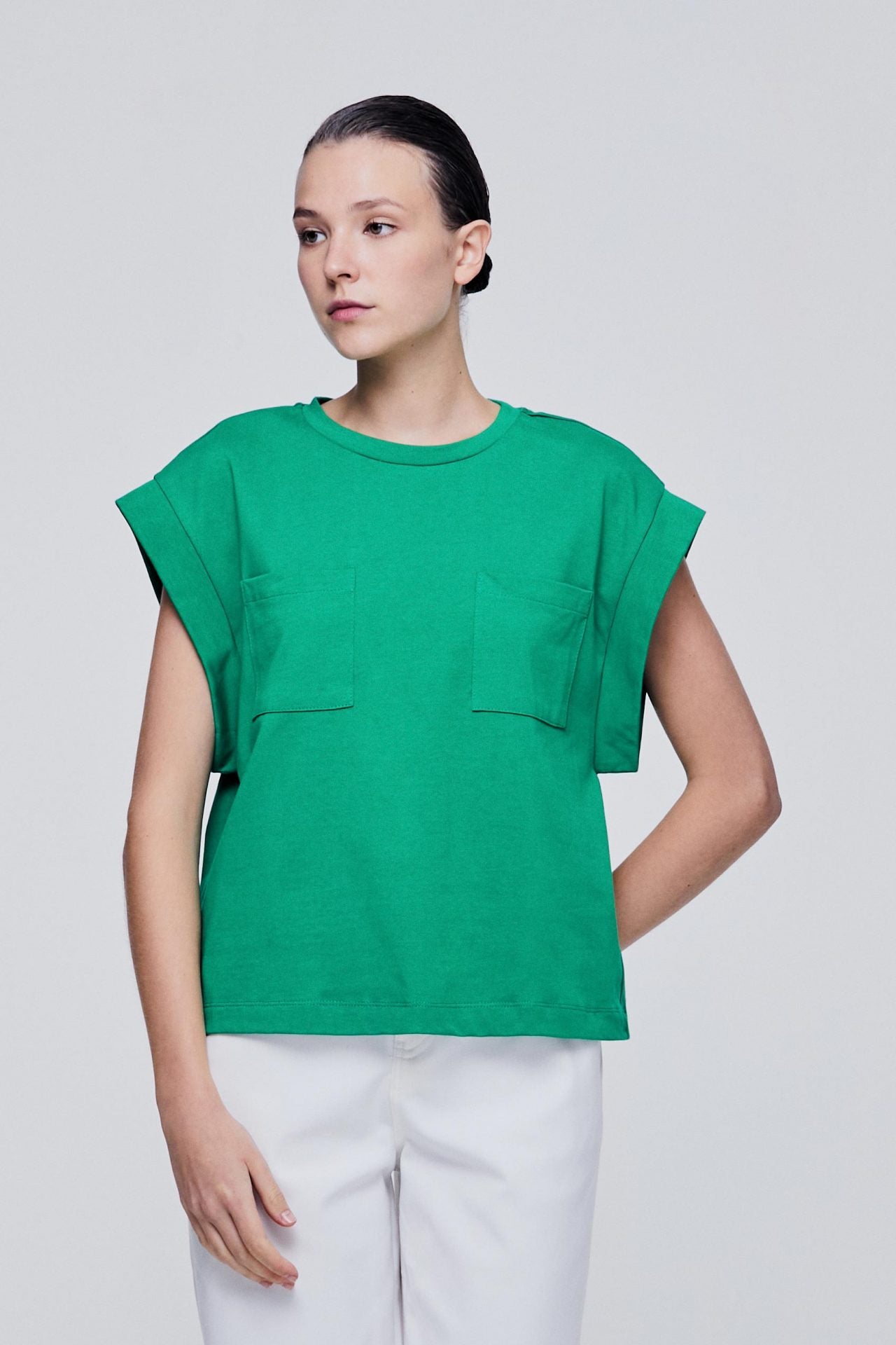 color:FOREST