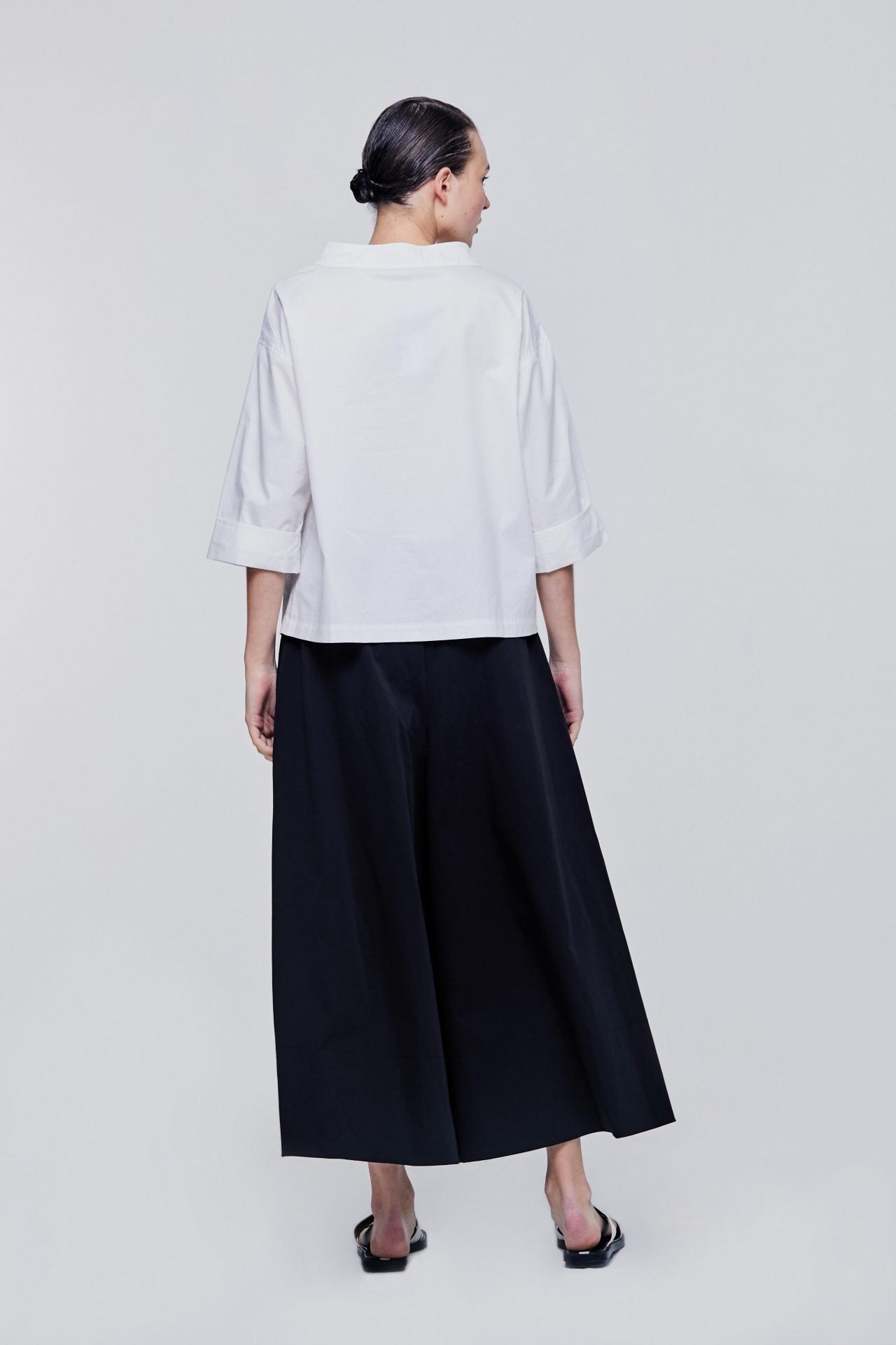 color:IVORY