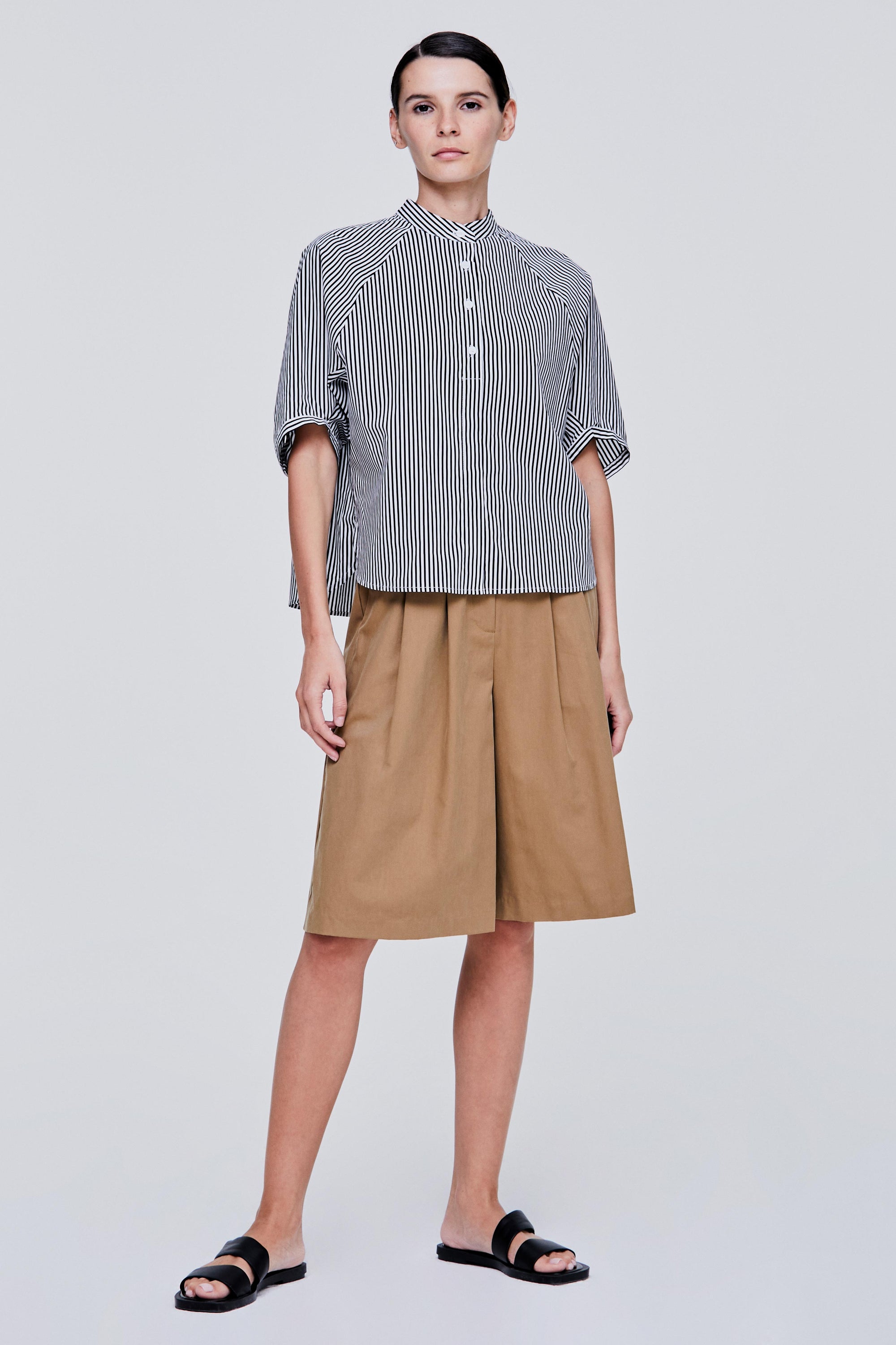 color:NAVY STRIPES