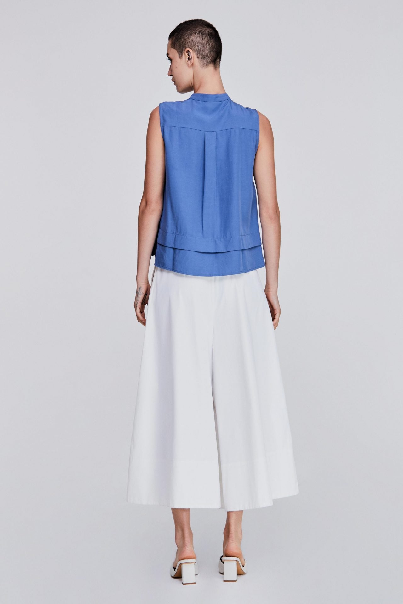 color:DENIM BLUE