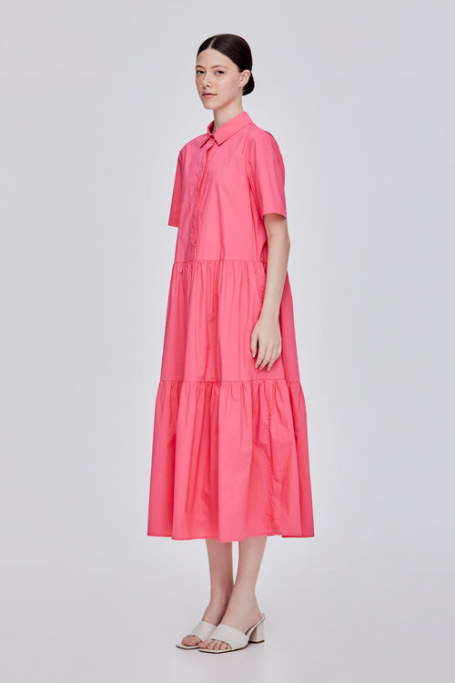 color:PINK