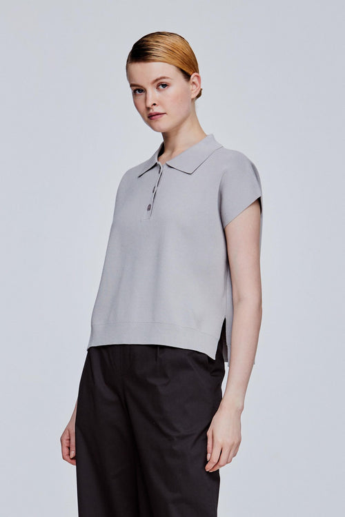 color:GREY