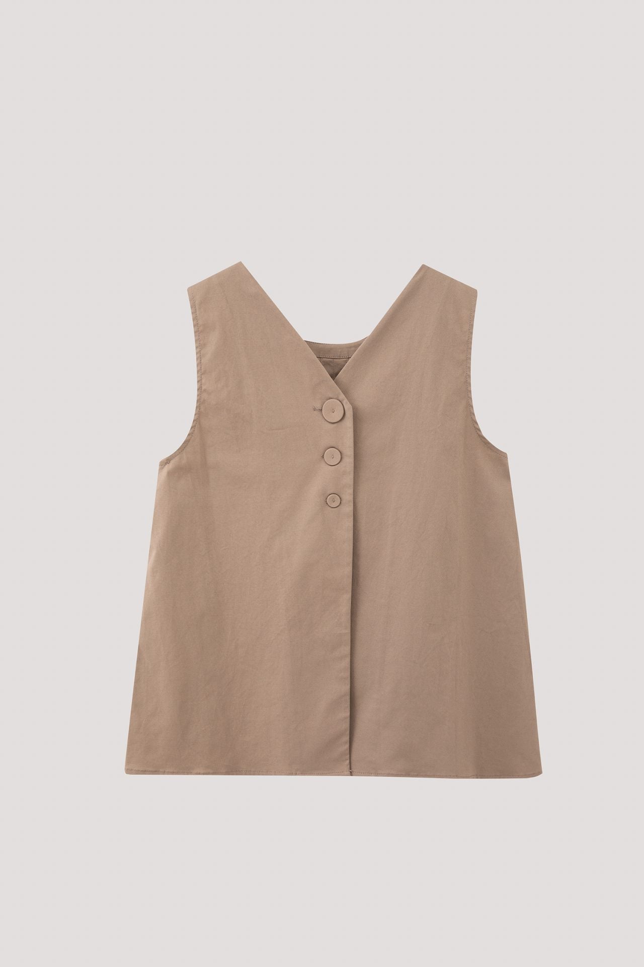 color:BROWN