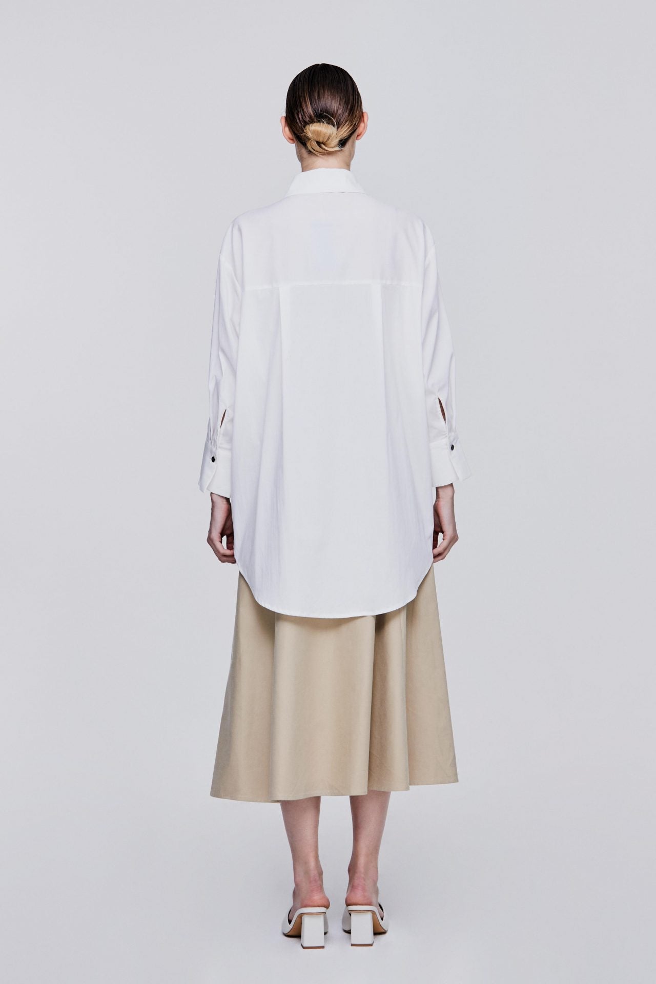 color:IVORY 3