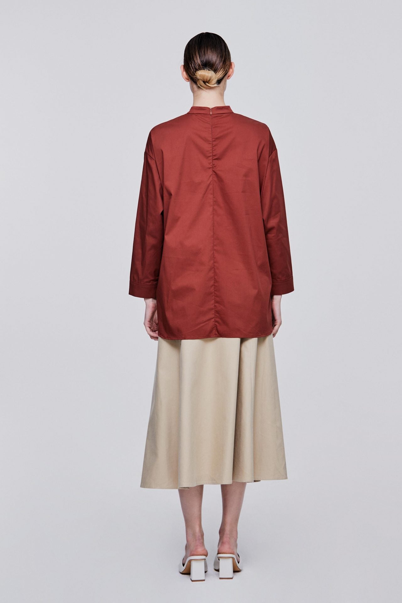 color:ROSEWOOD
