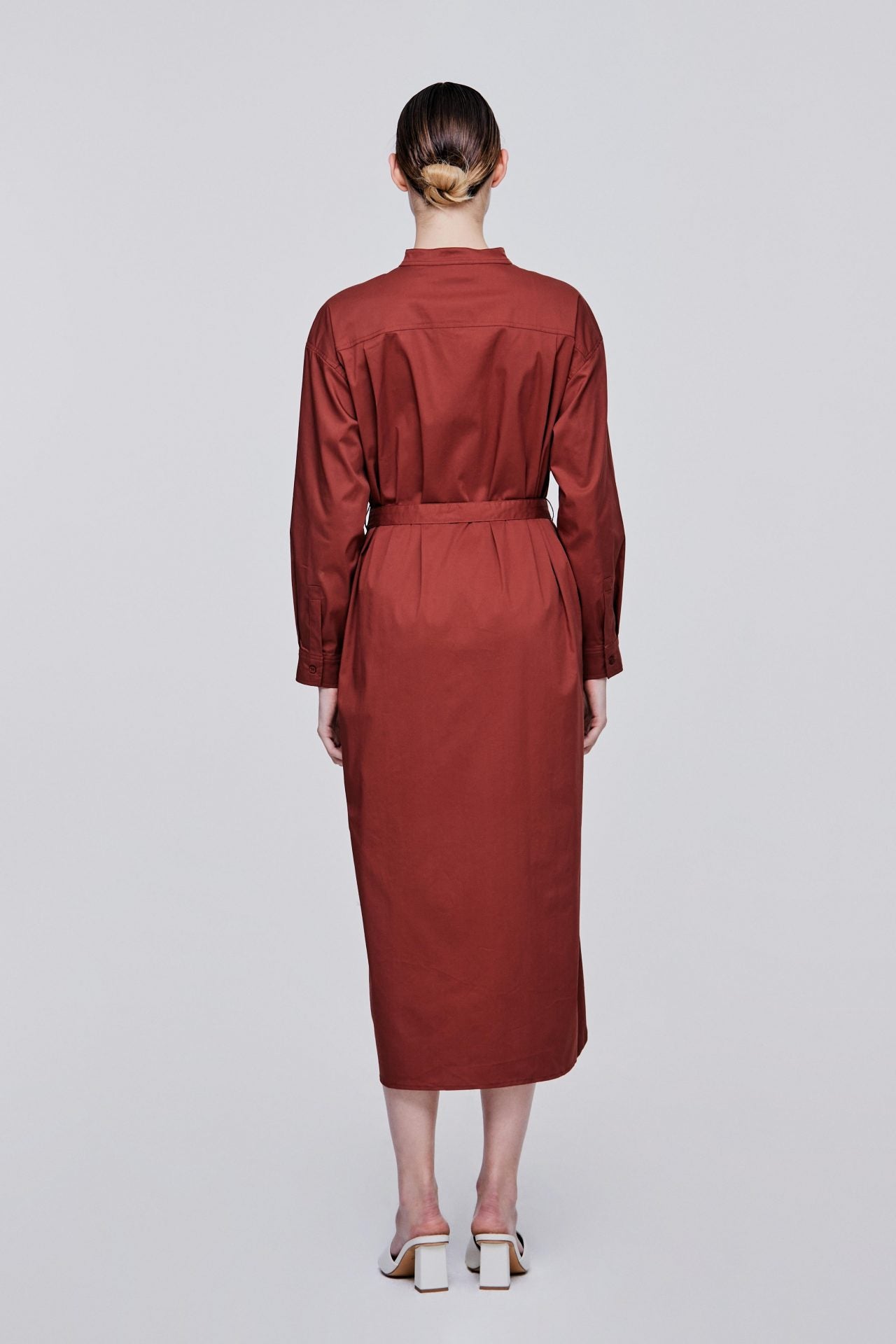 color:ROSEWOOD