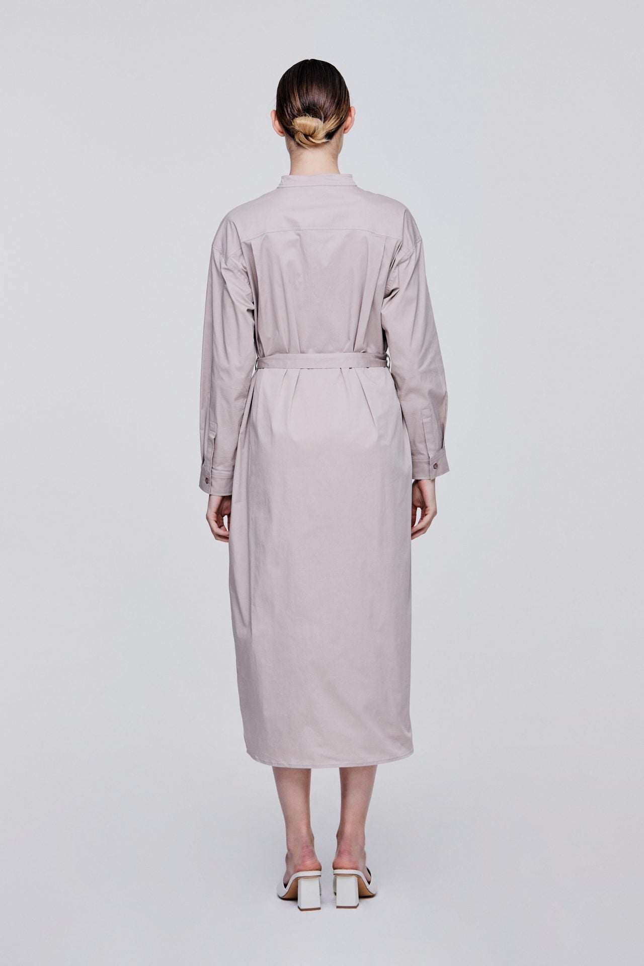 color:TAUPE