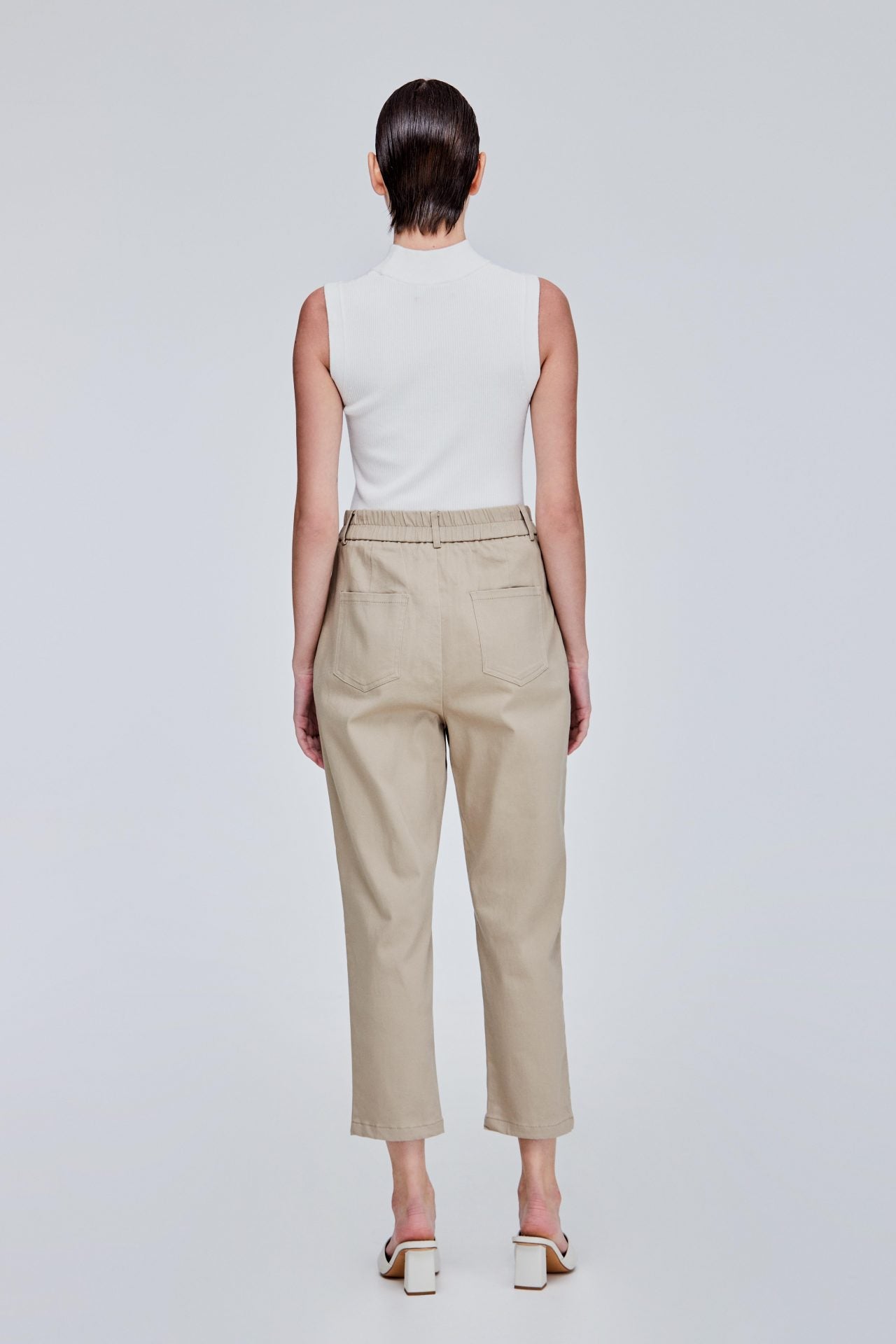 color:KHAKI