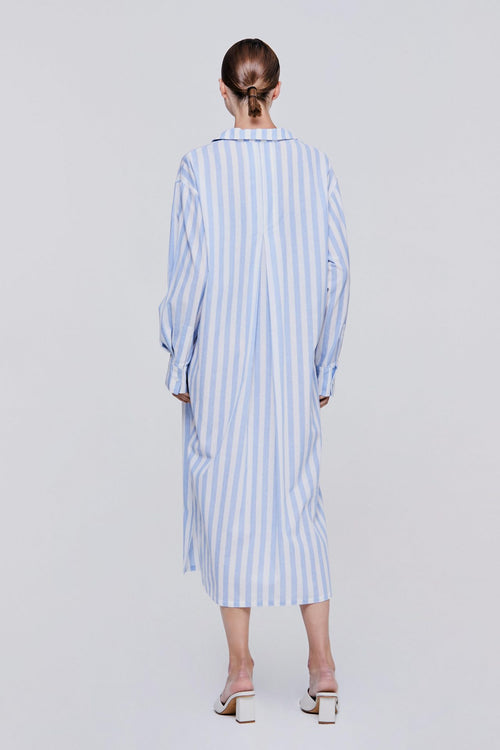 color:SKY BLUE