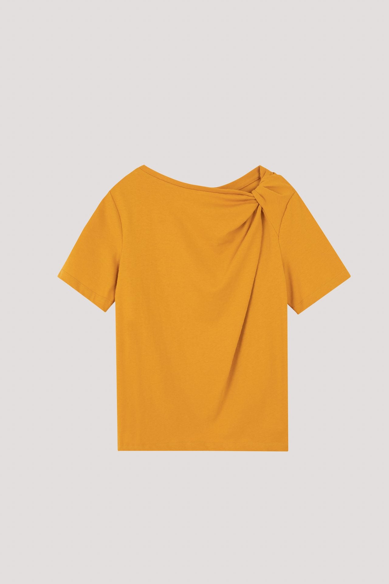 color:MARIGOLD