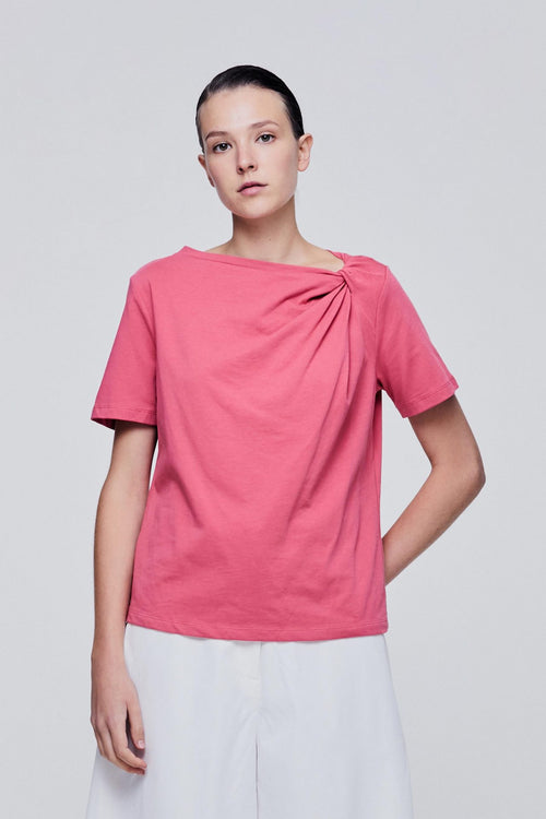 color:ROSE
