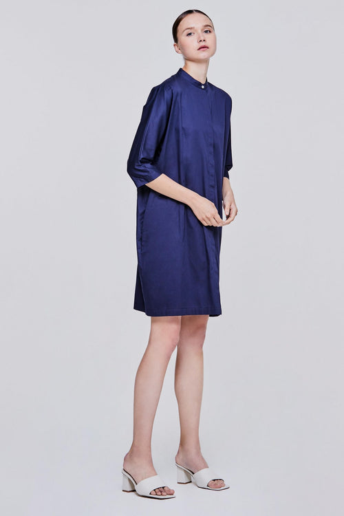 color:NAVY