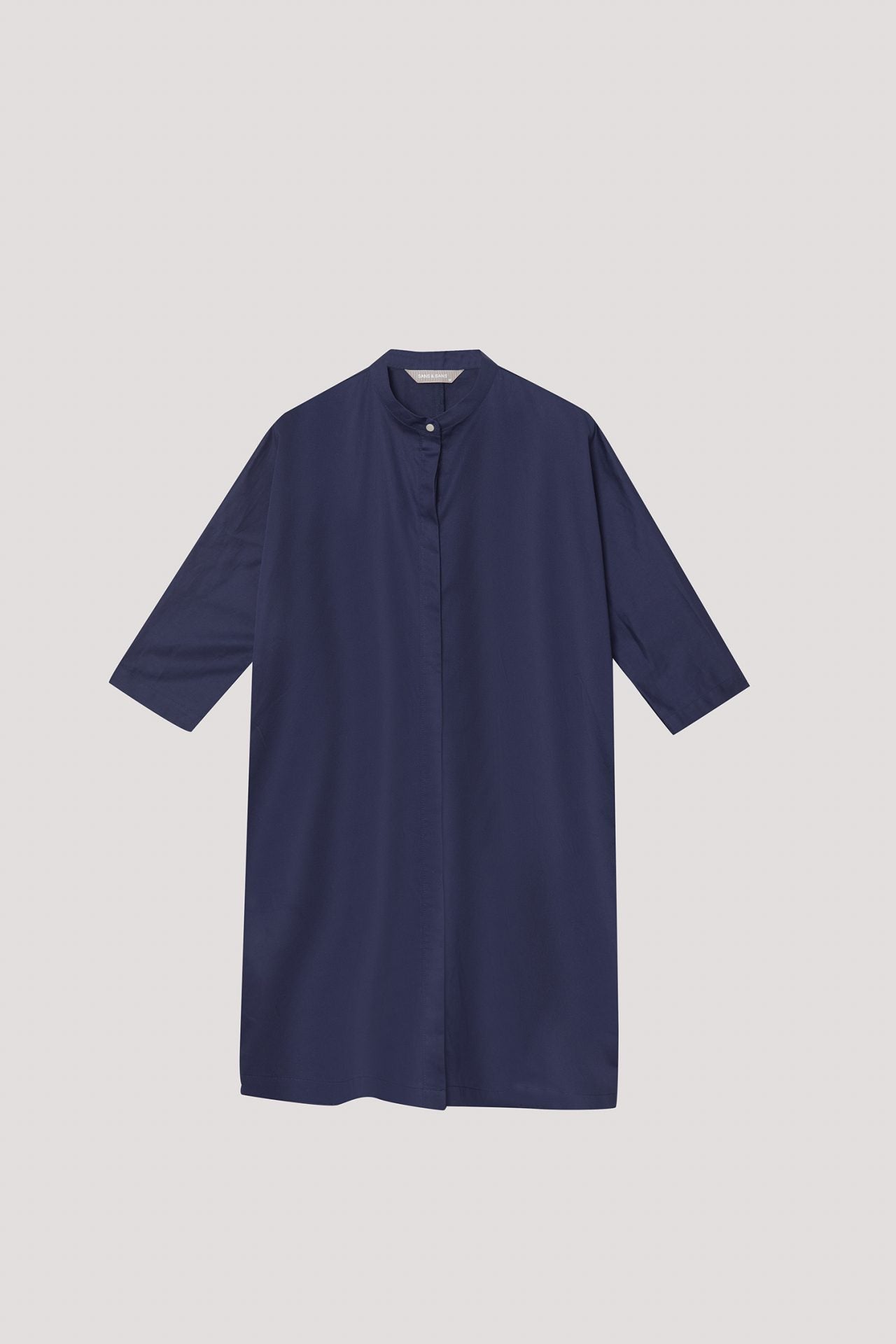 color:NAVY