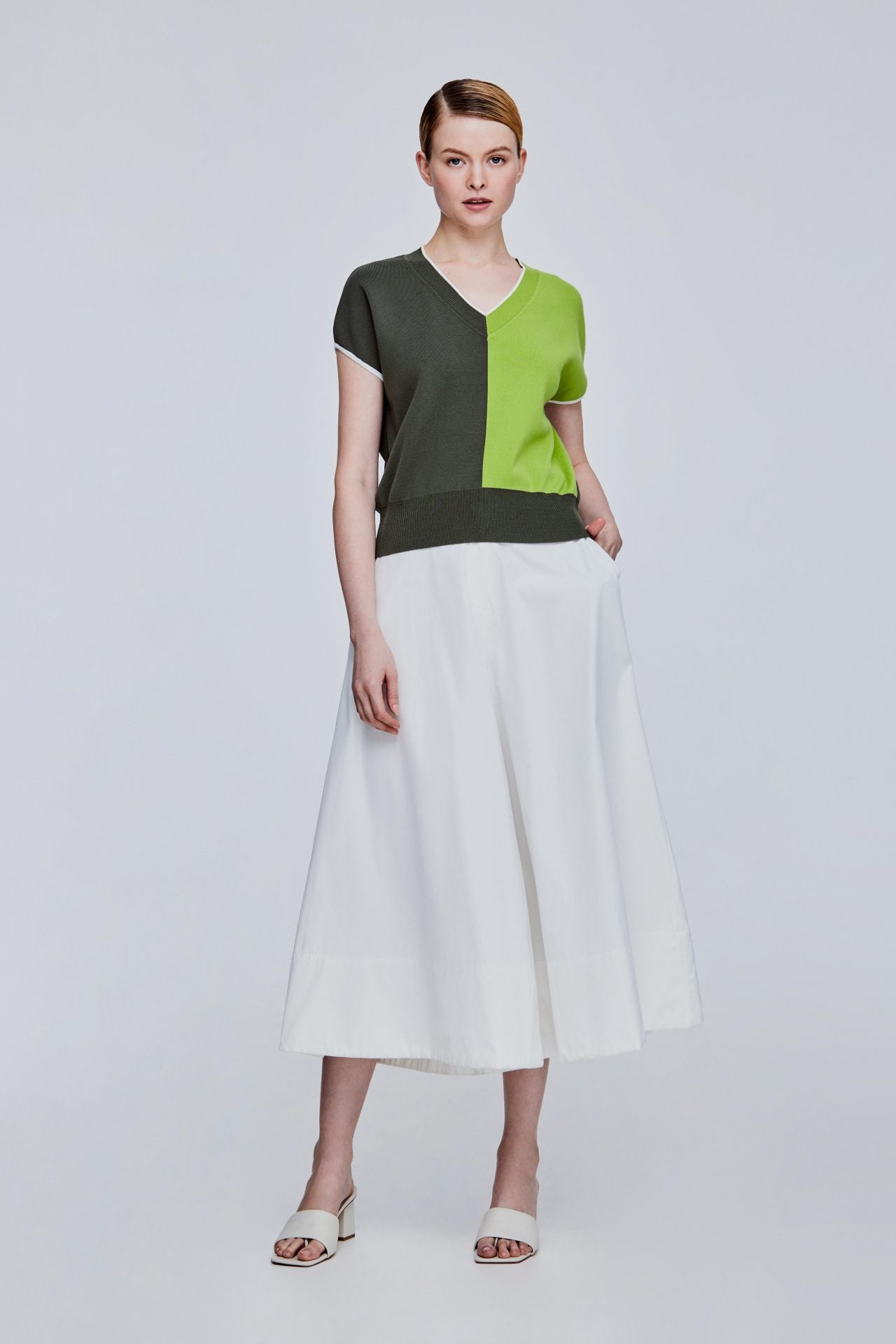 color:APPLE GREEN