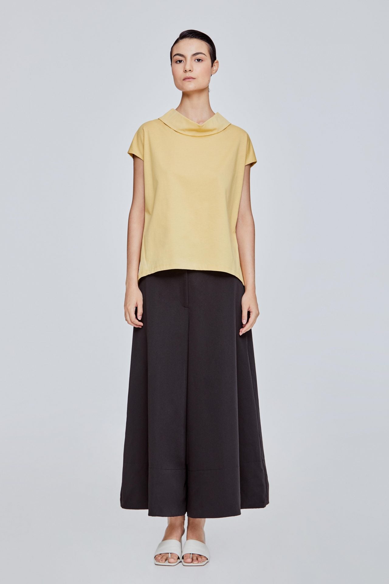 color:MELLOW