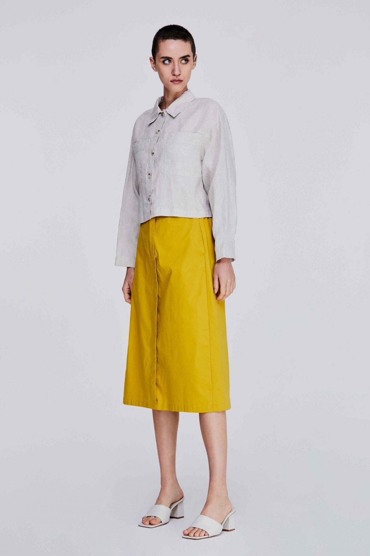 color:IVORY