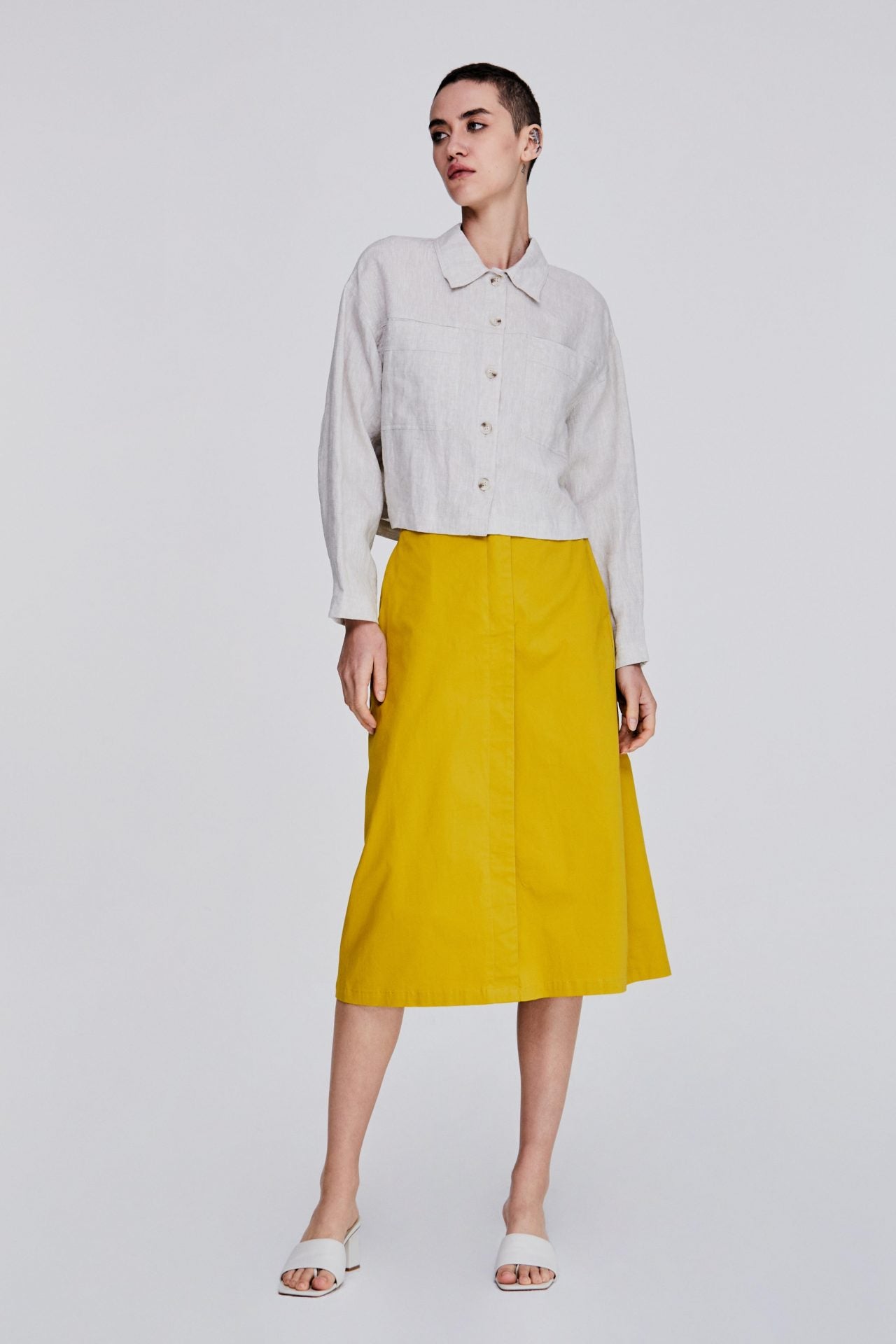 color:IVORY